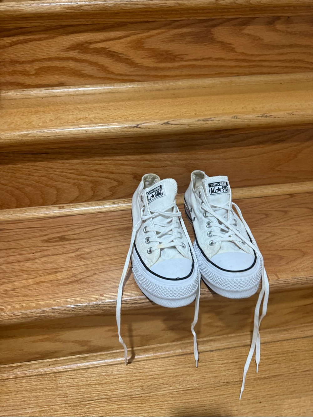Converse Low Top Sneakers in Off-White/Cream